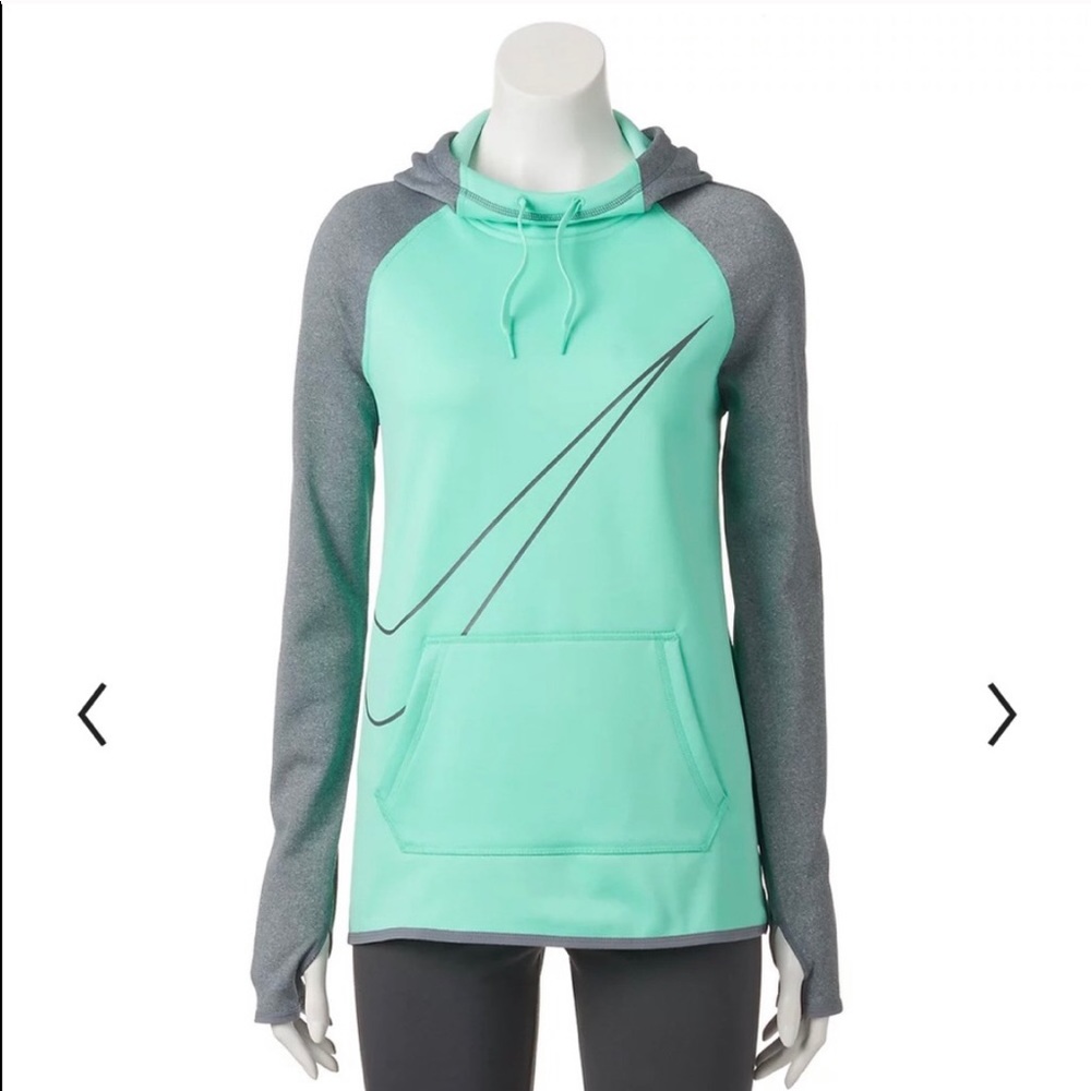 Women's Nike Swoosh Therma Training Hoodie